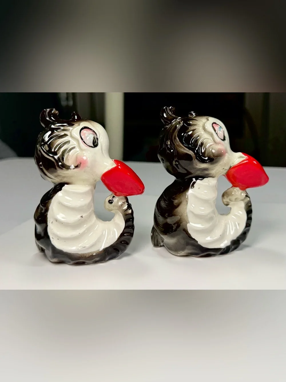Very Rare 50s Era Anthropomorphic Artmark (?) Seahorses Salt & Pepper Shaker Set